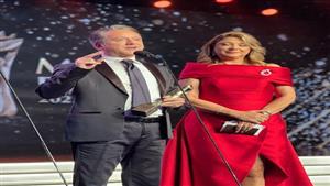 طاولة" هالة صدقي و"دبكة" ميريام فارس وتصالح رمضان ونوال الزغبي.. أبرز لقطات حفل "الموركس دور"