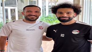 "الملك المصري".. على معلول رفقة محمد صلاح 