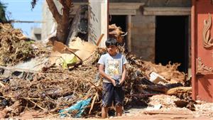 الجارديان: أهالي ليبيا يحتشدون لرعاية أيتام درنة