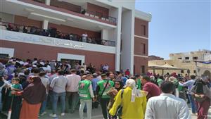 بالفيديو والصور- طوابير وزحام لتحرير توكيلات الانتخابات الرئاسية بالبحيرة 