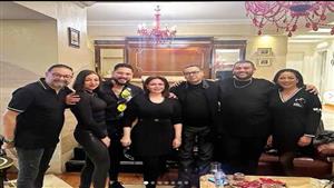 إلهام شاهين تحتفل بـ العام الجديد مع أسرتها- صور