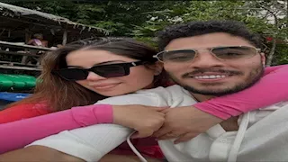 زوجة أكرم توفيق ترصد الهجوم الإيراني ضد قاعدة أمريكية في قطر (صور)