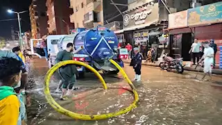 بالصور ـ قطع المياه في منفلوط لإصلاح خط شارع العشرين