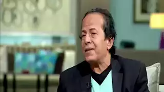 "في حالة حرجة جدًا".. مصطفى كامل يطلب الدعاء للفنان عادل الفار 