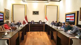 وزير الصحة يستقبل نظيره اللاتفي لبحث التعاون بين البلدين في القطاع الصحي