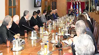 وزير الدفاع يلتقي أعضاء لجنة الدفاع والأمن القومى بمجلس الشيوخ