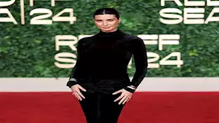 الجمال المصري مع التركي.. نجمات خطفن الأنظار على السجادة الحمراء في ختام مهرجان البحر الأحمر