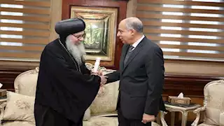 محافظ المنيا يبحث التعاون مع وفد مطرانية مغاغة والعدوة