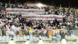 جماهير الزمالك تدعم لاعبي الفريق خلال مباراة طلائع الجيش بالدوري