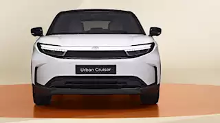 تويوتا تطلق سيارتها الكهربائية Urban Cruiser الجديدة