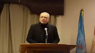 تامر أمين يوجه رسالة لأولياء أمور طلاب مدرسة "سيدز": "الرقابة الأسرية أهم من المال"