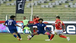 التعادل السلبي يحسم نتيجة الشوط الأول من مباراة الأهلي وإنبي بالدوري