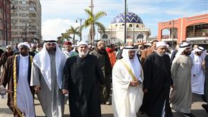 رسالة سلام للعالم.. مسيرة لممثلي 50 دولة من حفظة القرآن الكريم بشوارع بورسعيد - فيديو وصور 