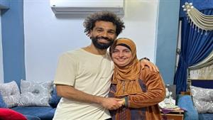 "أنا اللي على الحجر".. محمد صلاح يتحدث عن والدته بمناسبة عيد الأم (فيديو)