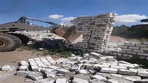 إزالة 10 حالات بناء مخالف في الإسكندرية.. والمحافظ: لا تهاون مع المخالفين- صور