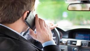 غرامة تصل الـ300 جنيه.. تحرير 319 مخالفة تليفون أثناء القيادة خلال يوم