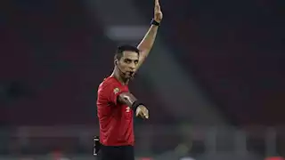 أمين عمر والصباحي.. تعرف على طاقم تحكيم مباراة الزمالك وسيراميكا كليوباترا