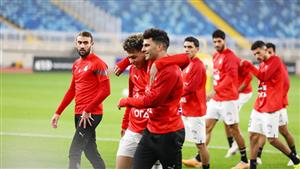 بعد أنباء أزمة العقود.. إمام عاشور ينشر صورته مع زيزو