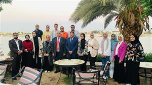 رئيس جامعة الأقصر يشارك طلاب كلية العلوم حفل الإفطار الجماعي 