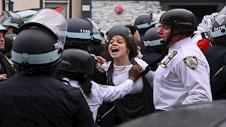 لدعم فلسطين.. الشرطة الأمريكية تقتحم حرم جامعة كولومبيا وتعتقل عشرات الطلاب