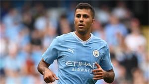 اليونايتد يكسر سلسلة رودريجو التاريخية مع مانشستر سيتي