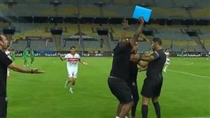 "الزمالك كان يرغب في الانسحاب".. مصدر يكشف تفاصيل واقعة تعدي جوميز على حكم مباراة المصري