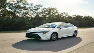 قبل الشراء.. تعرف على أسعار تويوتا كورولا "هايبرد" موديل 2026 في مصر