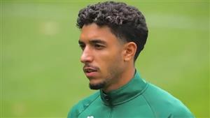 مرموش يؤازر لاعبي المنتخب قبل مواجهة بوركينا فاسو (صور)