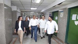 صور.. توجيهات مهمة من محافظ الجيزة بعد تفقد مستشفى الوراق المركزي والاستماع للمواطنين 