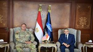 لا بديل لقناة السويس.. أسامة ربيع: توترات البحر الأحمر أثرت على حركة التجارة العالمية