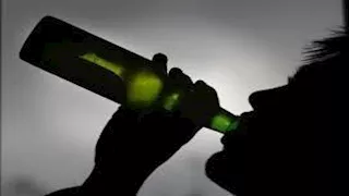  "كأس في إيده ودم في الشارع".. خلاف على الأجرة ينتهي بجريمة 