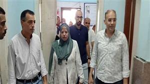 أول سيدة تتولى هذا المنصب فى المنيا.. تعيين إكرام محمود رئيسًا لمدينة بني مزار -  صور