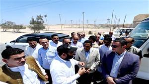 وزير الإسكان ومحافظ مطروح يتجولان بالأراضي البديلة بمدينة "رأس الحكمة الجديدة"