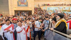 "يا عدرا يا أم النور".. مغارة درنكة في أسيوط ملاذ العذراء والمسيح -صور