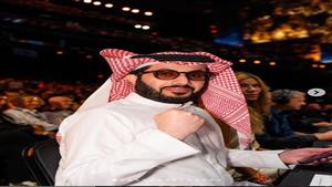 تركي آل الشيخ ينشر صورًا من حضوره Noche UFC في لاس فيجاس