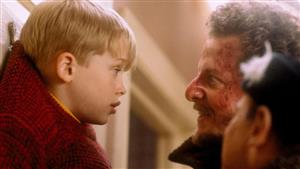 بطل سلسلة "Home Alone" يستعد لجولته في أمريكا استعدادًا للكريسماس 