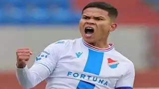 256 مباراة في تاريخه.. من هو إيفرتون صفقة بيراميدز الجديدة؟