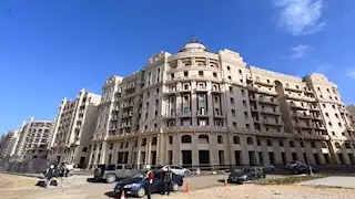 وزير الإسكان يتفقد الحي السكني الخامس R5 والطرق والمحاور بالعاصمة الإدارية