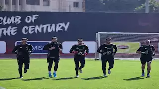 لاعب الأهلي يحتفل بخطوبته (صور)