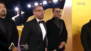 بدون مها الصغير.. أحمد السقا يصل حفل "Joy Awards" 2025