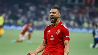 "هيوحشني بنحبك يا أبو ليلي".. عمرو السولية يودع جماهير الأهلي برسالة مؤثرة