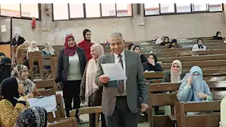 نائب رئيس جامعة الأزهر يتابع امتحانات الترم الأول بكليات بفرع البنات بالقاهرة