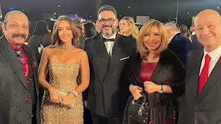 محمد ثروت يكشف عن صور جديدة مع نجوم الفن من كواليس حفل توزيع جوائز "Joy Awards" 