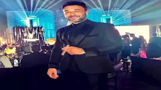 تصدر "التريند" بعد صورته مع أبنائه.. 20 صورة لـ محمد العمروسي