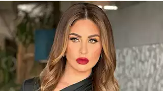 مي سليم في كواليس مسرحية "المجانين"