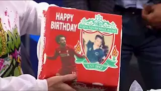 "لا يتحدث سوى عن عقده".. نجم ليفربول السابق ينتقد محمد صلاح