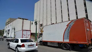 بالصورـ محافظ أسيوط يعلن استلام شحنة أدوية لدعم القطاع الصحي