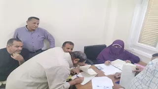 بالصور- تسليم عقود وحدات الإسكان الشعبي في الأقصر