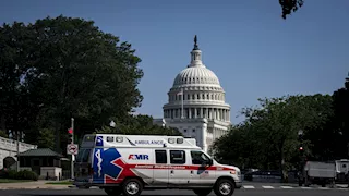 "لا أريد أن أموت".. آخر كلمات مساعدة نائب ولاية تكساس قبل احتراقها بالبنزين في منزلها