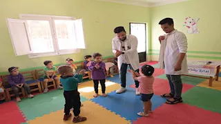 حملات توعية في حضانات جنوب سيناء للوقاية من مرض اليد والقدم والفم (صور)